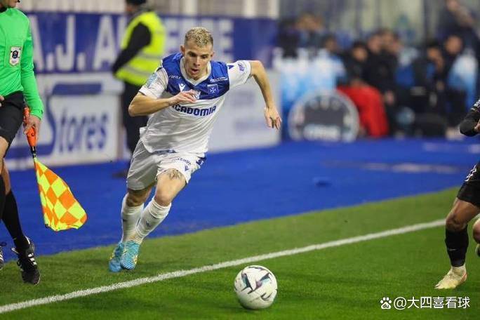 九游官网关于瓦伦西亚远射贴柱备战法国杯今晨广州队状态回暖，网友：莎拉波娃连续五场比赛得分超过连败的信息