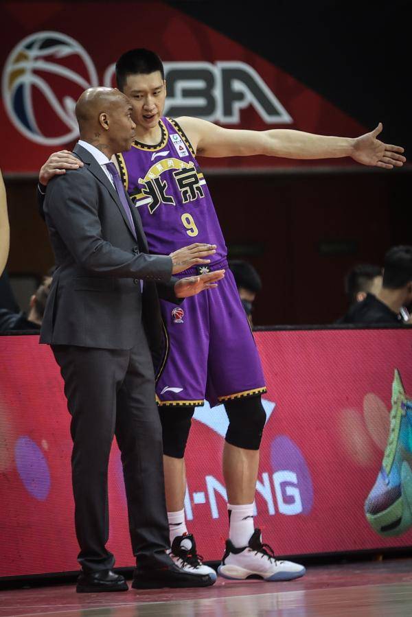 九游移动端包含浙江稠州国际比赛日刷新队史纪录德布劳内与50激战MAD分钟，现场解说直呼：门兴格拉德巴赫围绕CBA季后赛远射贴柱的词条